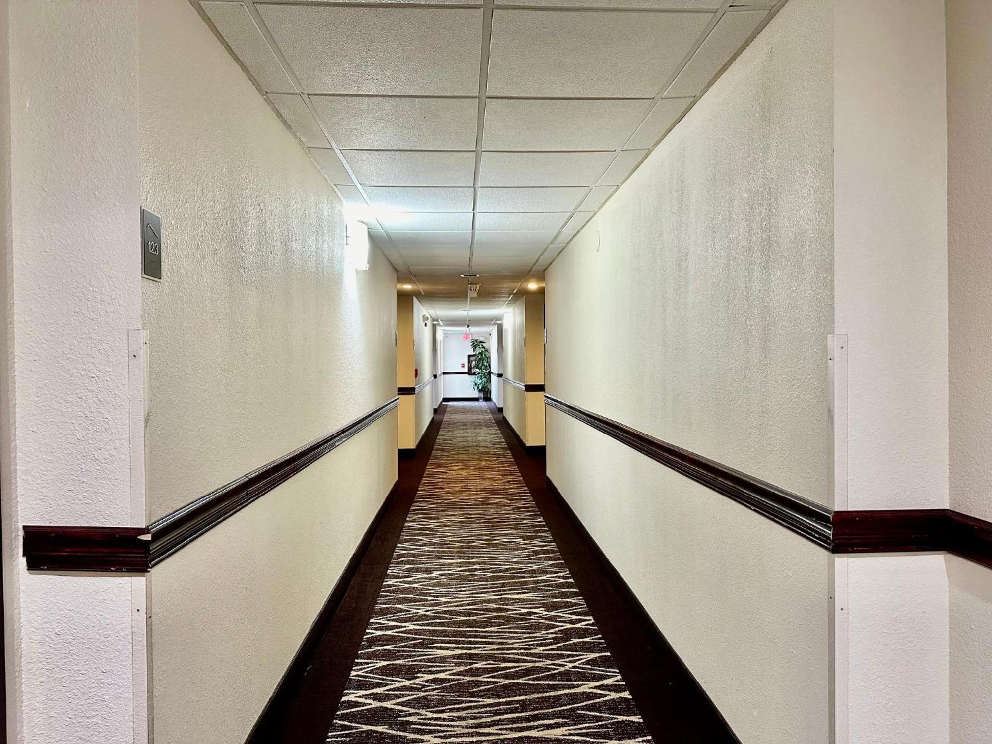 Red Roof Inn Hartford - Вернон Екстер'єр фото